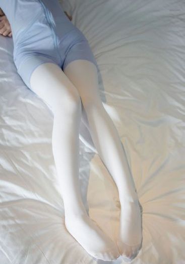 扒开内裤边吃奶xxoo动态图片_720高清完整版播放