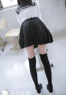 欧美爆款牛仔裤男_1080在线观看完整版